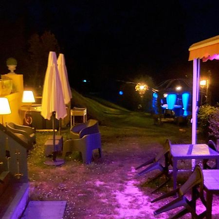 Bonbon Chambre D'Hotes Saint-Julien-de-Lampon Dış mekan fotoğraf